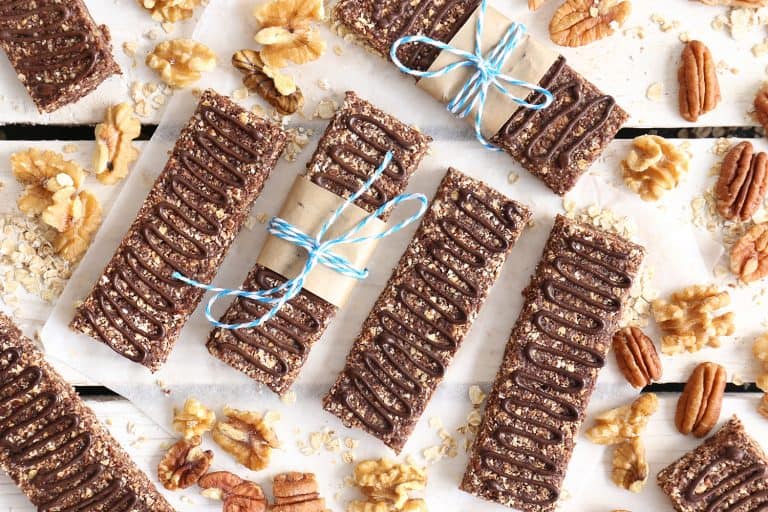 How To Make Your Own Protein Bars On A Budget