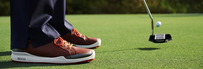 golf shoes